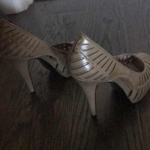 Bcbgeneration Heels - Picture 4 of 5